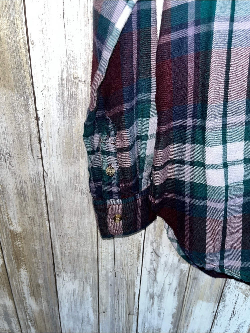 American Eagle Boyfriend Plaid Flannel Shirt XS Burgundy Green Button Down Top - Picture 6 of 6